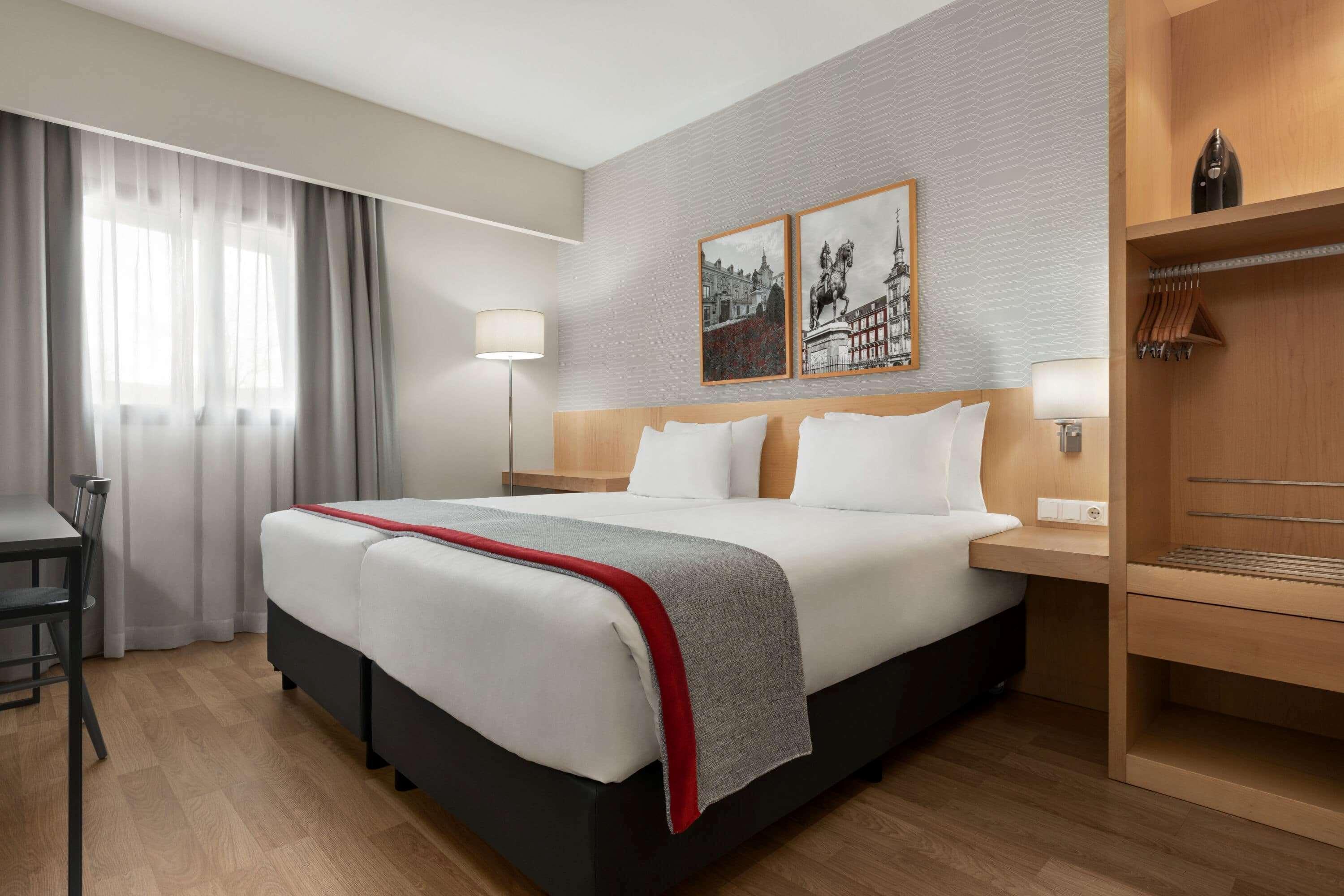 Ramada By Wyndham Madrid Getafe Hotel Exterior photo