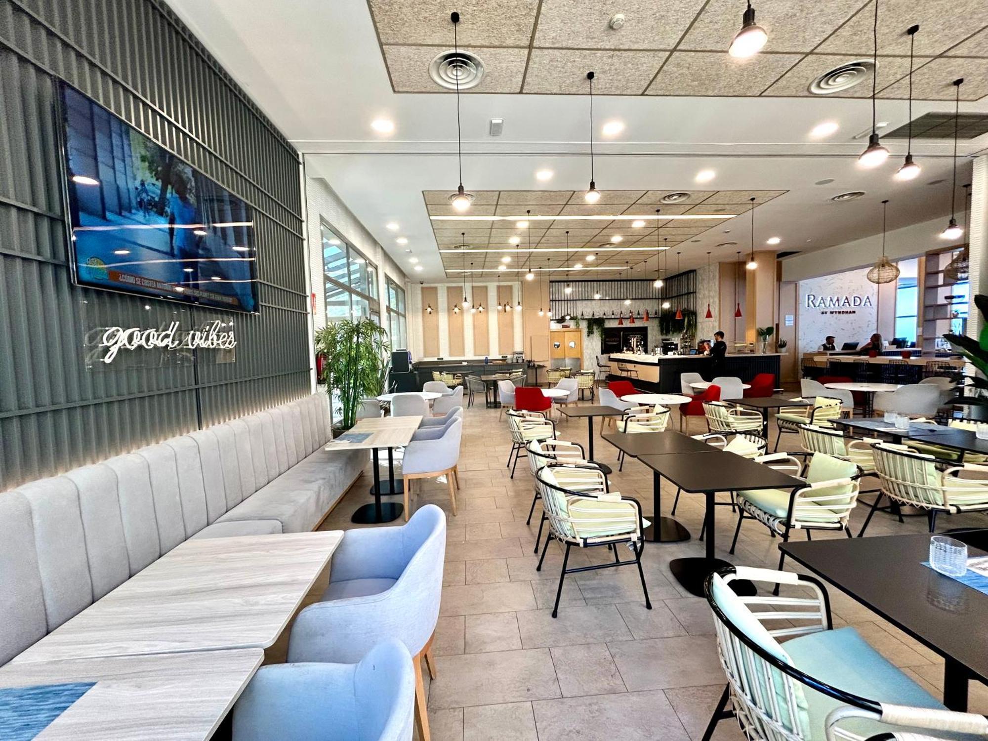 Ramada By Wyndham Madrid Getafe Hotel Exterior photo
