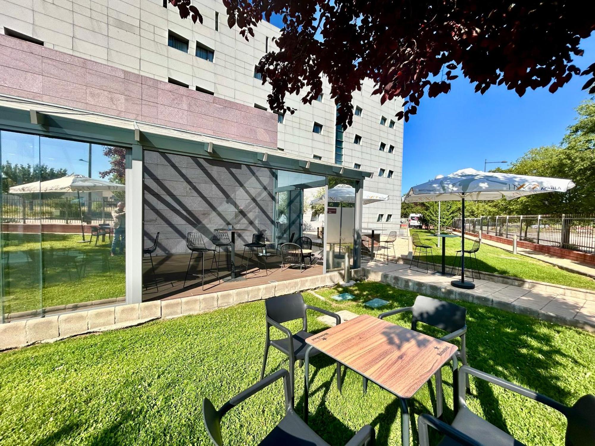 Ramada By Wyndham Madrid Getafe Hotel Exterior photo