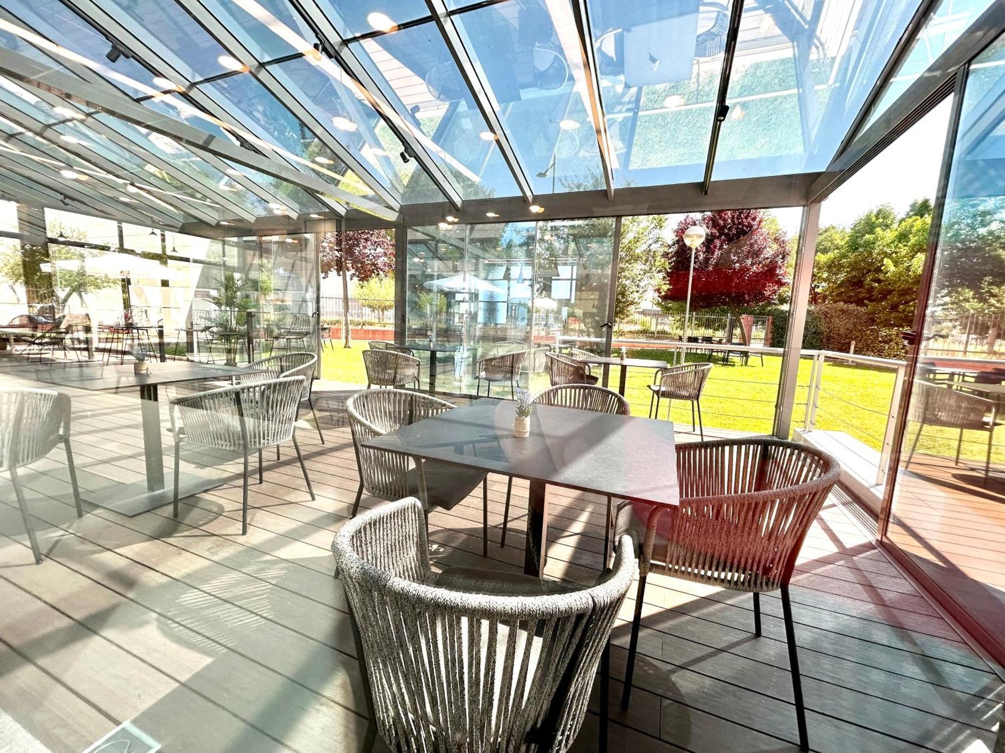 Ramada By Wyndham Madrid Getafe Hotel Exterior photo